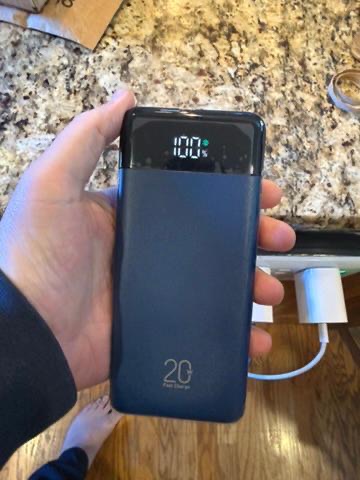 Holding the power bank